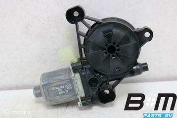 Raammotor rechtsachter VW Tiguan 5NA 5Q0959802A