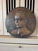 Groot bronzen medaillon Boudewijn, 1e koning der Belgen., Antiek en Kunst, Ophalen