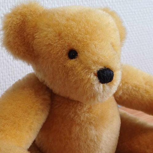 Vintage handgemaakte schattig beertje -zie beschrijving, Verzamelen, Beren en Cherished Teddies, Zo goed als nieuw, Ophalen