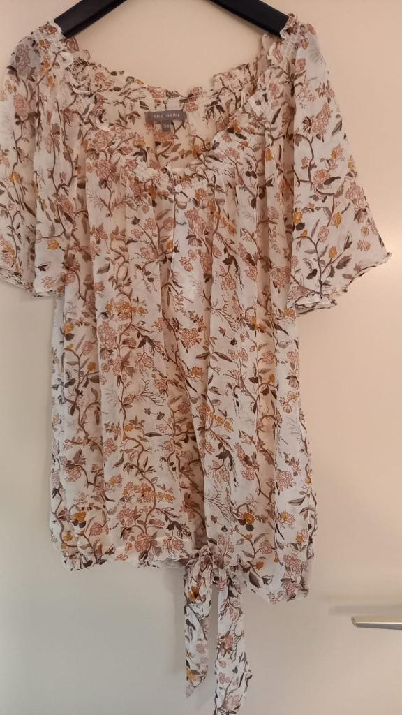 Zijden blouse The Barn maat 38, Kleding | Dames, Blouses en Tunieken, Zo goed als nieuw, Maat 38/40 (M), Overige kleuren, Ophalen of Verzenden