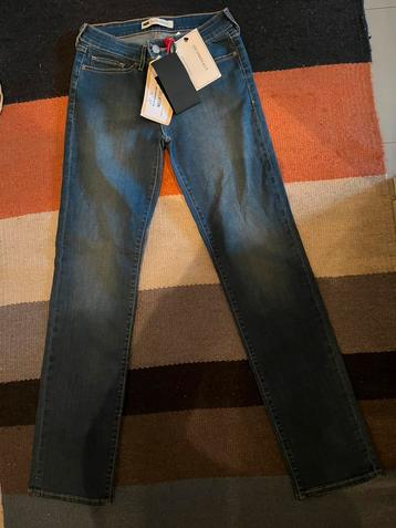 Levi's 713 negen  beschikbaar voor biedingen