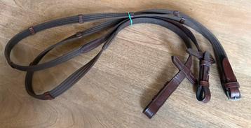 Bruine teugels beschikbaar voor biedingen