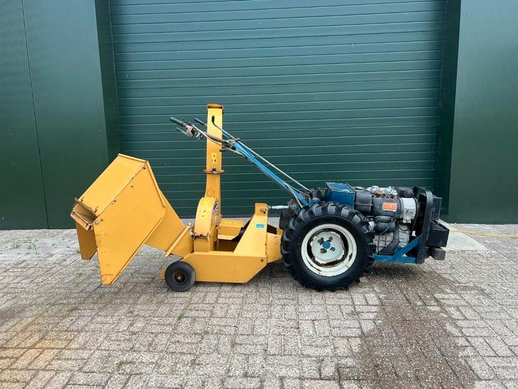 Lombardini 914 met wallenstein Bx42SEU versnipperaar, Doe-het-zelf en Bouw, Gereedschap | Freesmachines, Ophalen