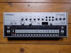 Roland TR-06, Muziek en Instrumenten, Synthesizers, Ophalen of Verzenden, Zo goed als nieuw, Roland, Met midi-aansluiting