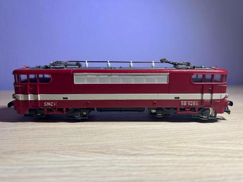 Locomotive "BB9288" SNCF Jouef Rouge capitole, Hobby & Loisirs créatifs, Trains miniatures | HO, Comme neuf, Locomotive, Autres marques