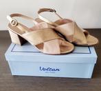 Dames sandalen goud/beige maat 38 van het merk Voltan, Beige, Voltan, Zo goed als nieuw, Sandalen of Muiltjes