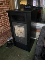 Pelletkachel 15 kw in werkende goede staat ‼️, Ophalen, Gebruikt, Pelletkachel, Vrijstaand