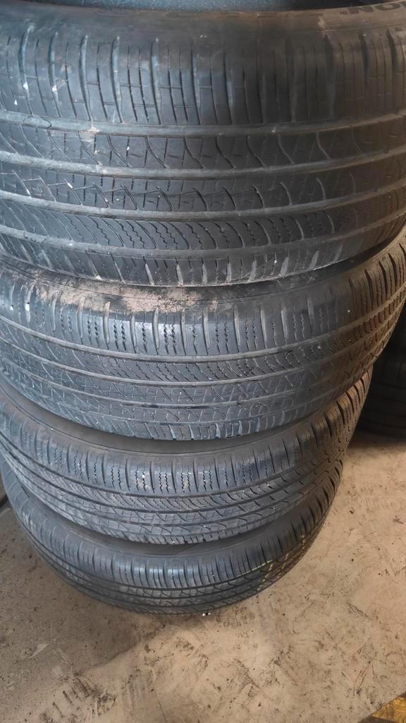 235/50r20 Pirelli 4season 60€ per stuk met montage 23550r20, Auto diversen, Autosport-onderdelen, Zo goed als nieuw, Ophalen of Verzenden