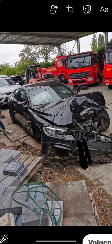 Schade bmw M4 beschikbaar voor biedingen