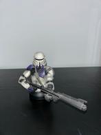 Buste Gentle Giant Airborn Commander, Enlèvement