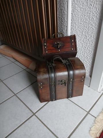 Vintage tasjes⁹ beschikbaar voor biedingen