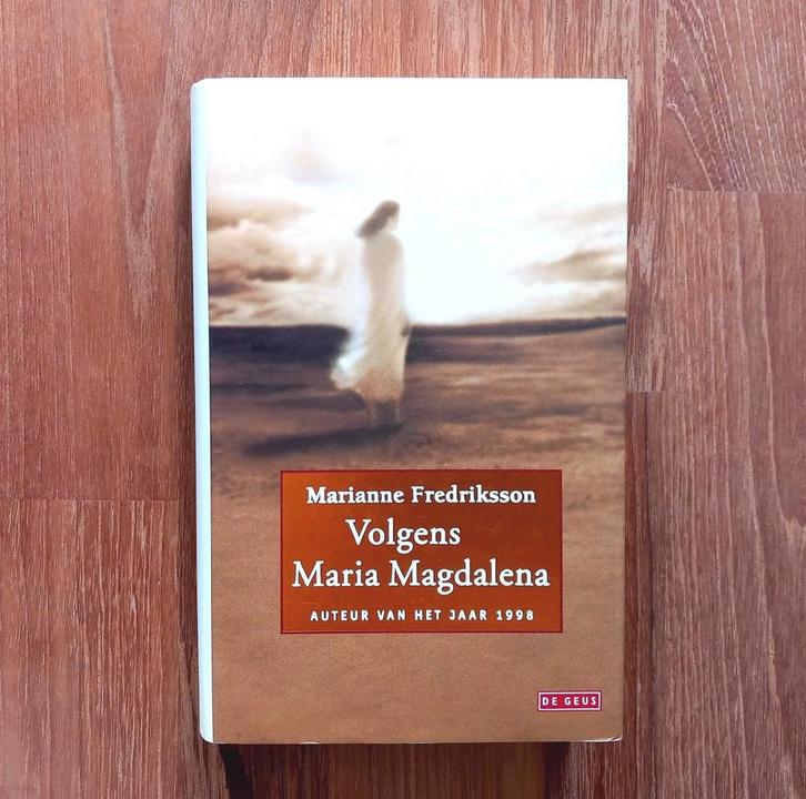 BOEK Volgens Maria Magdalena (Marianne Frederiksson), Boeken, Romans, Gelezen, Europa overig, Ophalen of Verzenden