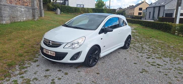 Opel Corsa comme neuve OPC, Auto's, Opel, Particulier, Corsa, Airbags, Bluetooth, Boordcomputer, Centrale vergrendeling, Elektrische buitenspiegels
