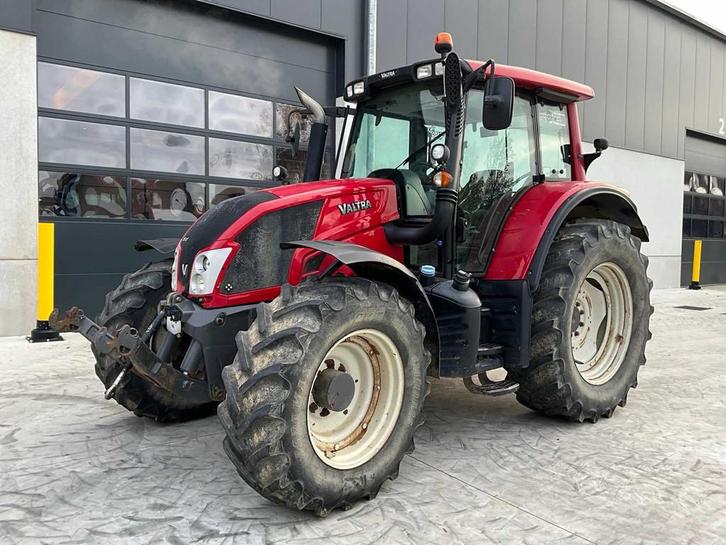 Valtra N123S Vierwielaangedreven landbouwtractor, Zakelijke goederen, Landbouw | Tractoren, Overige merken, Gebruikt