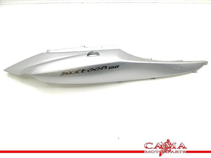 KONTPANEEL RECHTS UX 150 Sixteen (UX150) (47111-20H00), Motoren, Onderdelen | Suzuki, Gebruikt