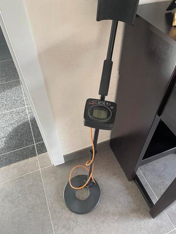 Metaaldetector dmax beschikbaar voor biedingen
