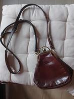 Vintage Three Bags Varkaus lederen klein handtasje,Finland, Handtassen en Accessoires, Tassen | Damestassen, Ophalen of Verzenden