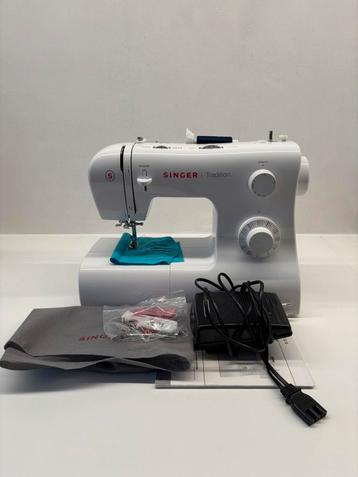 Singer Tradition 2282 naaimachine beschikbaar voor biedingen