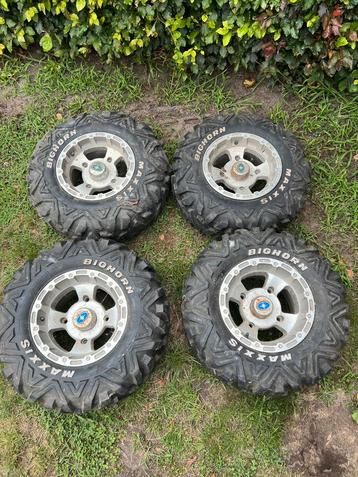 Polaris banden met velg beschikbaar voor biedingen