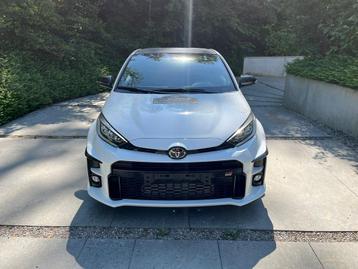 Toyota Yaris GR getekend door piloten, Auto's, Particulier, Te koop, Yaris