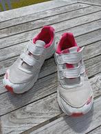 Baskets Décathlon blanc et rose pointure 30, Enlèvement ou Envoi, Decathlon, Utilisé, Chaussures de sport