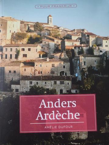 Amélie Dufour - Anders Ardèche beschikbaar voor biedingen
