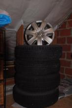 winterbanden op velg - volkswagen polo en volkswagen gold, Auto-onderdelen, Ophalen, Gebruikt, 175 mm, Banden en Velgen