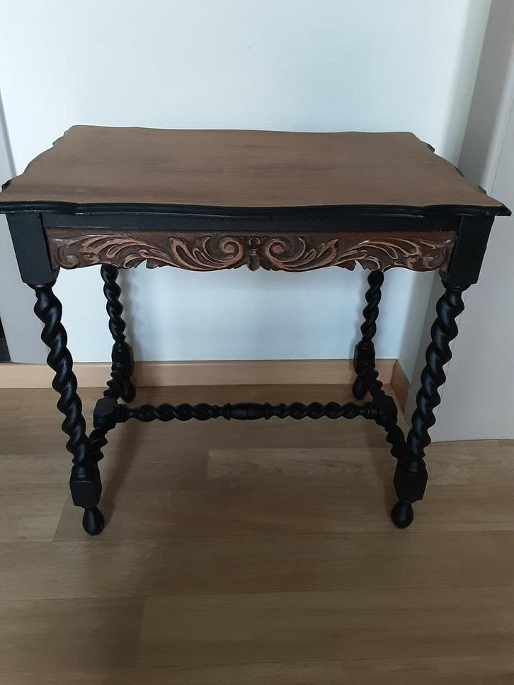 Tof tafeltje ! Opgeknapt, Huis en Inrichting, Tafels | Sidetables, Ophalen
