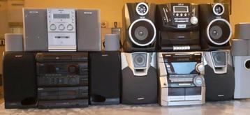 Te koop oude / vintage CD en Cassettedecks sony akai samsung beschikbaar voor biedingen