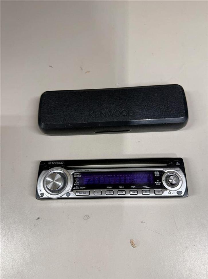 Kenwood KDC-W4031 CD Player - Radio frontje met opberg bakje, Auto diversen, Autoradio's, Zo goed als nieuw, Ophalen of Verzenden