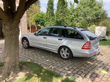 Mercedes c220 beschikbaar voor biedingen