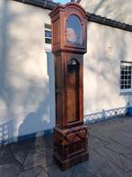 AV meuble d'horloge ancienne, Enlèvement