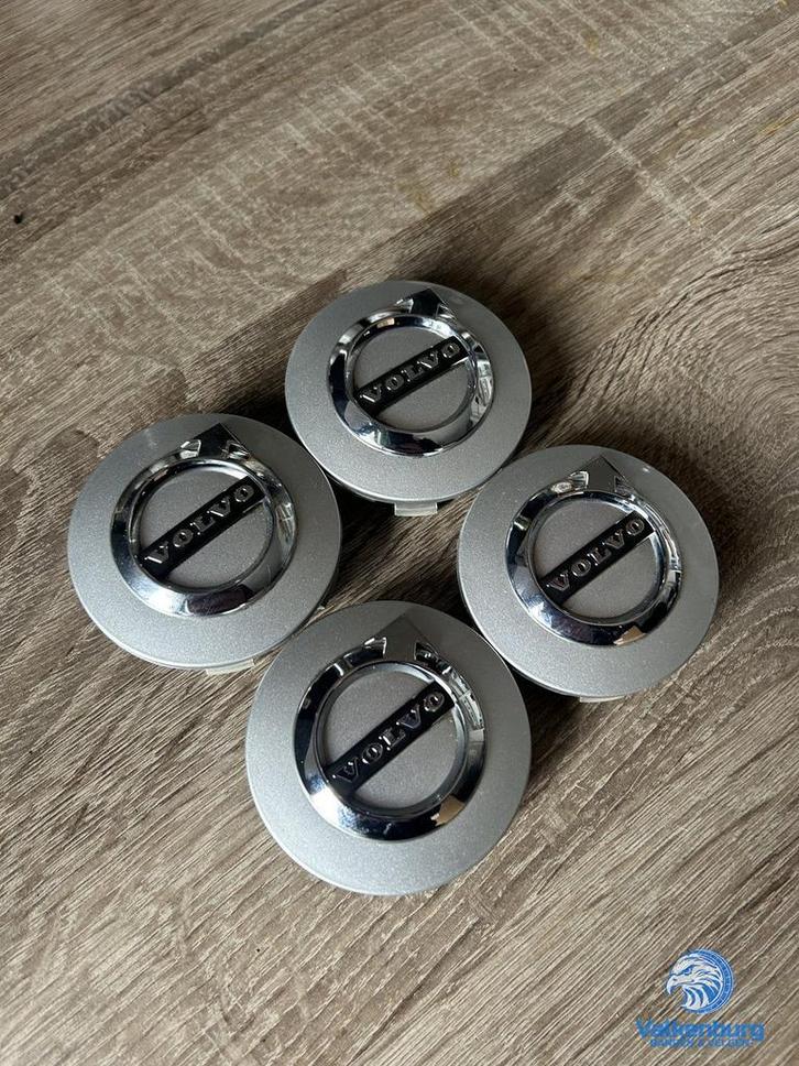 ORIGINELE Volvo naafkap naafdop set zilver chroom, Auto diversen, Wieldoppen, Gebruikt, Verzenden