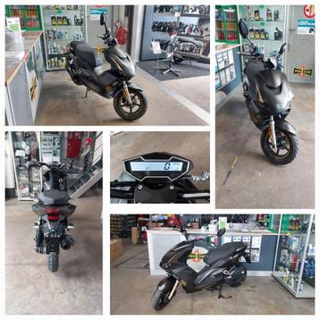 NECO GPX RS NAKED A/B klasse nieuwe scooter euro 5 beschikbaar voor biedingen