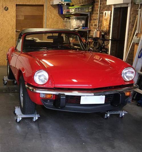 Triumph spitfire 1979, Autos, Triumph, Particulier, Spitfire, Essence, Cabriolet, 3 portes, Boîte manuelle, Rouge, Noir, Cuir et Tissu