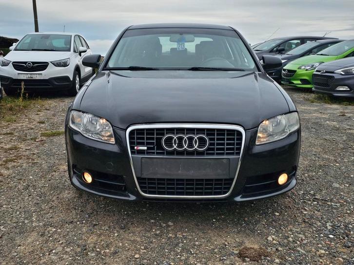 Audi A4 _ 1.9 TDI _ 85KW _ 1ÈRE PROPRIÉTAIR _ PROPRE, Auto's, Audi, Bedrijf, Te koop, A4, Diesel, Euro 4, Berline, 4 deurs, Handgeschakeld