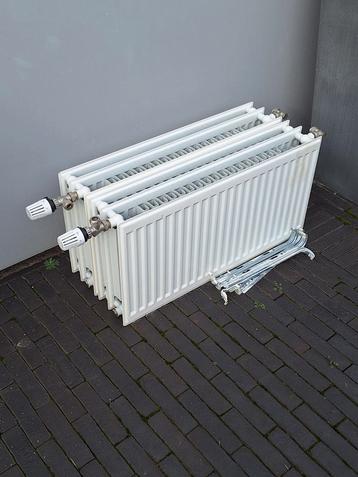 1 radiatoren 40cm x 80 cm, Enlèvement, Utilisé, Radiateur, 30 à 80 cm