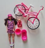 Barbie en baby op de fiets : mattel 2010 China, Kinderen en Baby's, Ophalen of Verzenden