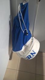 Sporttas: voetbal / volleybal - 3 verdelingen, Handtassen en Accessoires, Tassen | Sporttassen, Ophalen of Verzenden, Zo goed als nieuw