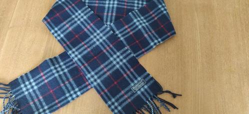 Burberry Sjaal NIEUW, Kleding | Dames, Mutsen, Sjaals en Handschoenen, Zo goed als nieuw, Sjaal, Maat 36 (S), Ophalen of Verzenden