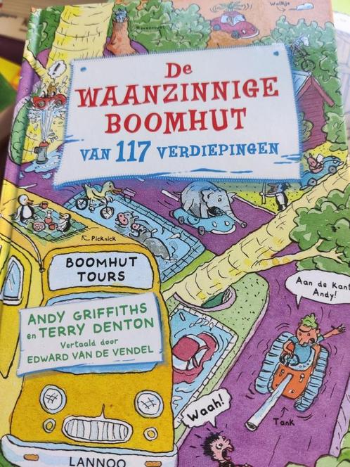 De Waanzinnige Boomhut boek 1, Livres, Livres pour enfants | Jeunesse | 10 à 12 ans, Comme neuf, Fiction, Enlèvement ou Envoi