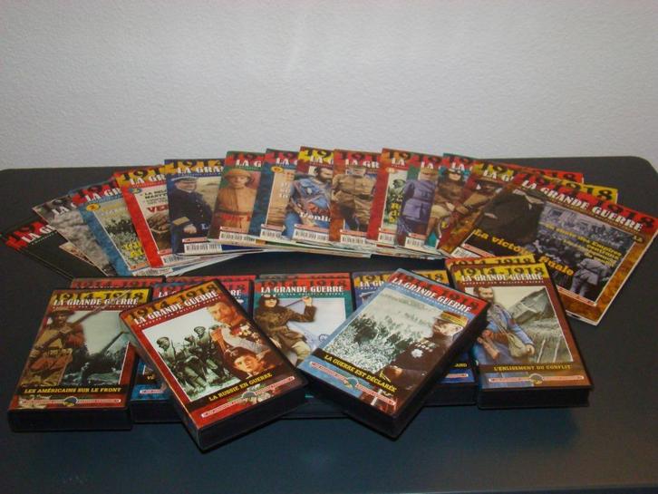 Compleet lot van 12 boekjes en 12 oorlogscassettes 1914-1918, Boeken, Oorlog en Militair, Ophalen of Verzenden