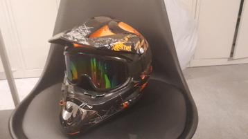 Mtb/ Mx helm  beschikbaar voor biedingen