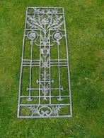 Roestgrijs gietijzeren decoratie wandfronton, Tuin en Terras, Ophalen, Zo goed als nieuw