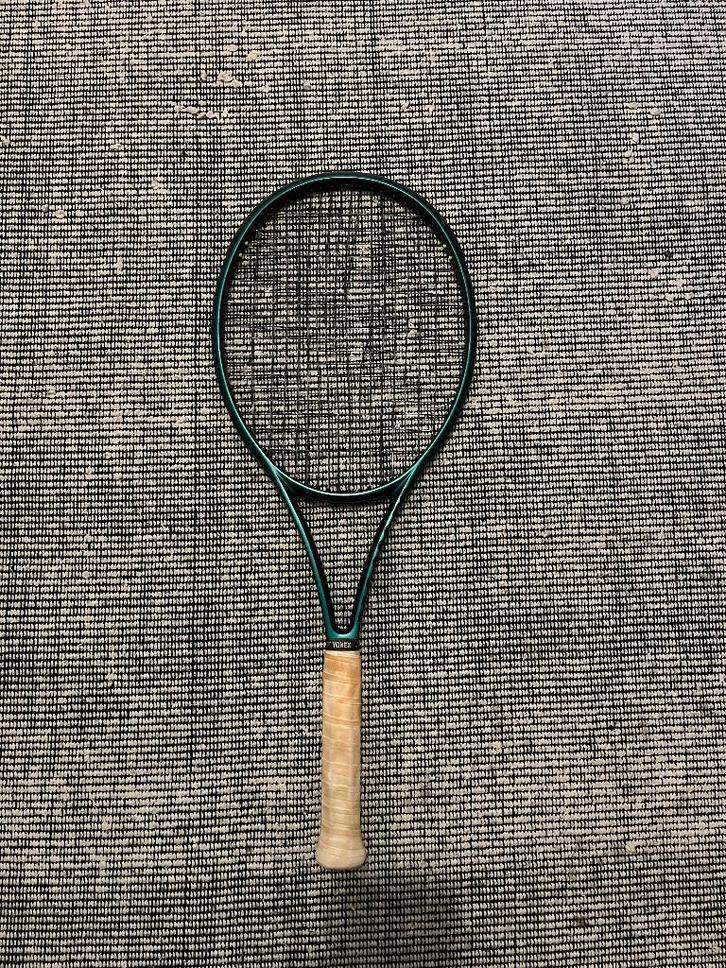 Wilson Blade 100 V9 tennisracket, Sport en Fitness, Tennis, Zo goed als nieuw, Racket, Wilson, L3, Ophalen of Verzenden