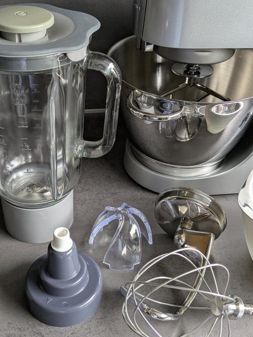 Kenwood chef major titanium KM001, Elektronische apparatuur, Keukenmixers, Zo goed als nieuw, 4 liter of meer, 3 snelheden of meer
