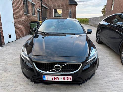 Volvo V40 T3 Geartronic Momentum, Auto's, Volvo, Particulier, V40, ABS, Achteruitrijcamera, Airconditioning, Bluetooth, Boordcomputer