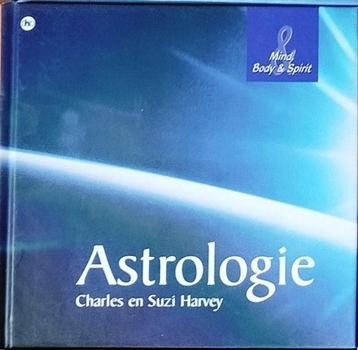 Astrologie x 2 beschikbaar voor biedingen