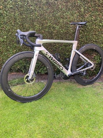 Specialized VENGE. Roval clx carbon wielen