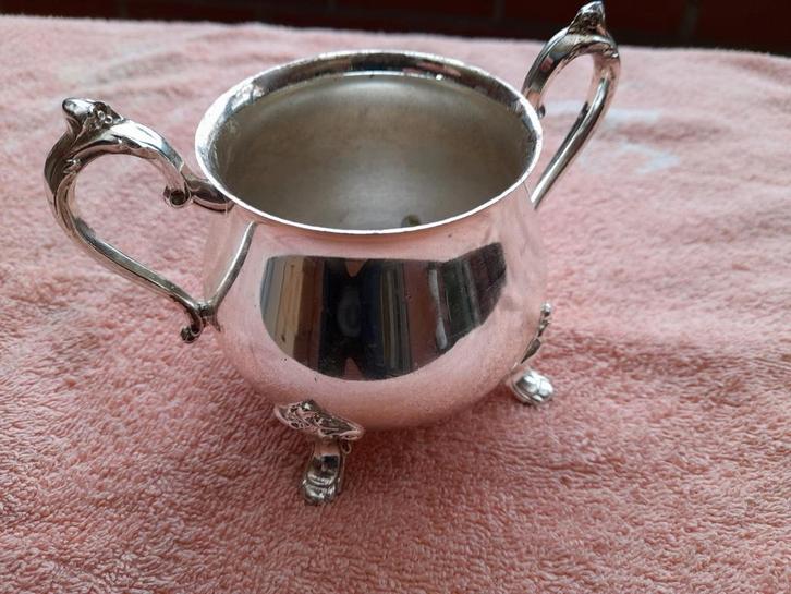 Verzilverde grote melk en suikerpot te Ekeren, Antiek en Kunst, Antiek | Zilver en Goud, Zilver, Ophalen of Verzenden